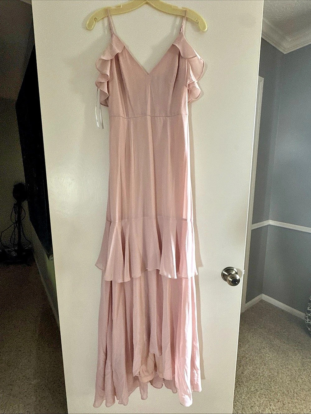 Lulus Pink Ruffle Maxi Dress Size Small Like New